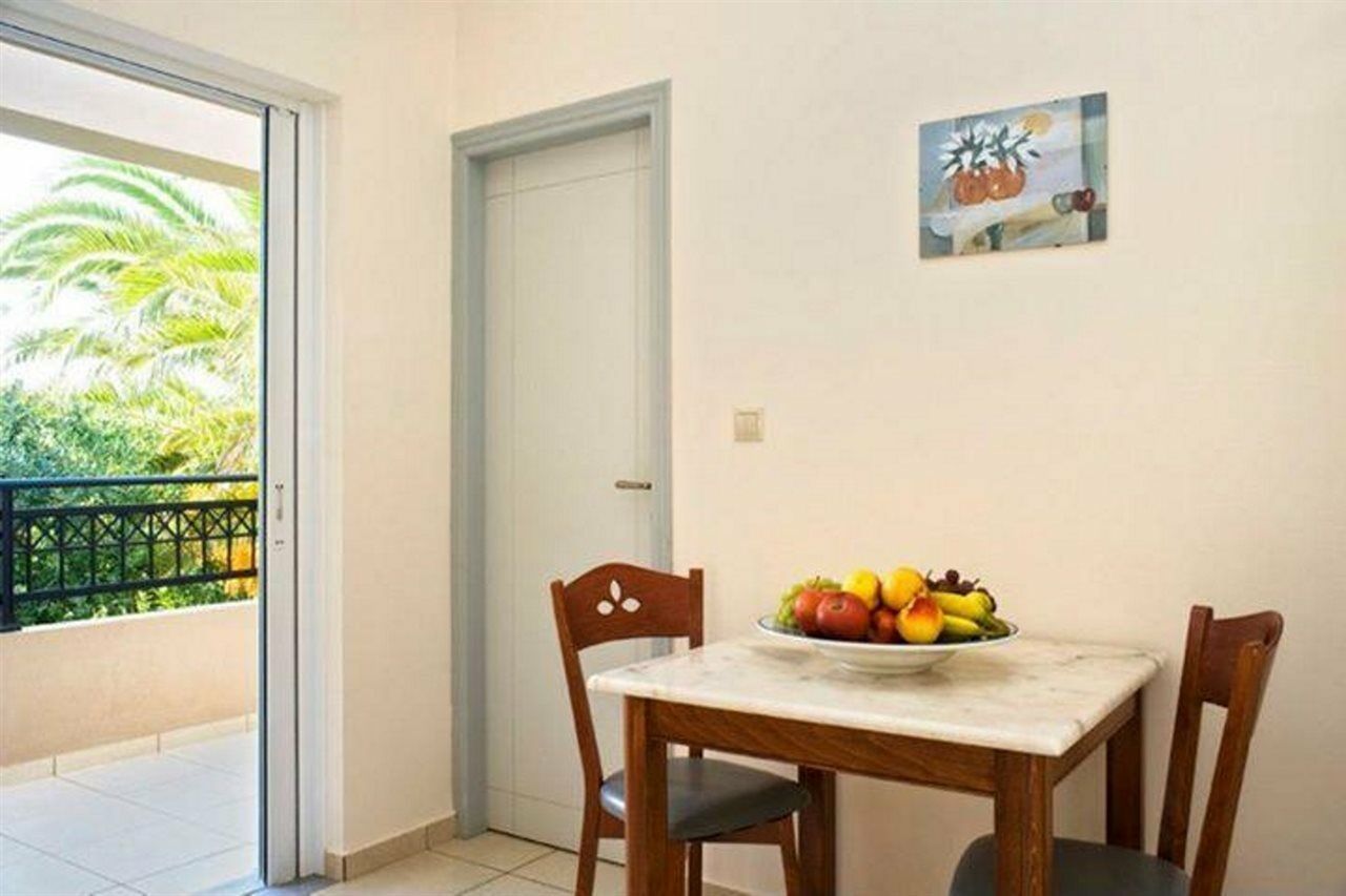 يورانيون Alfa Hotel Apartments المظهر الخارجي الصورة